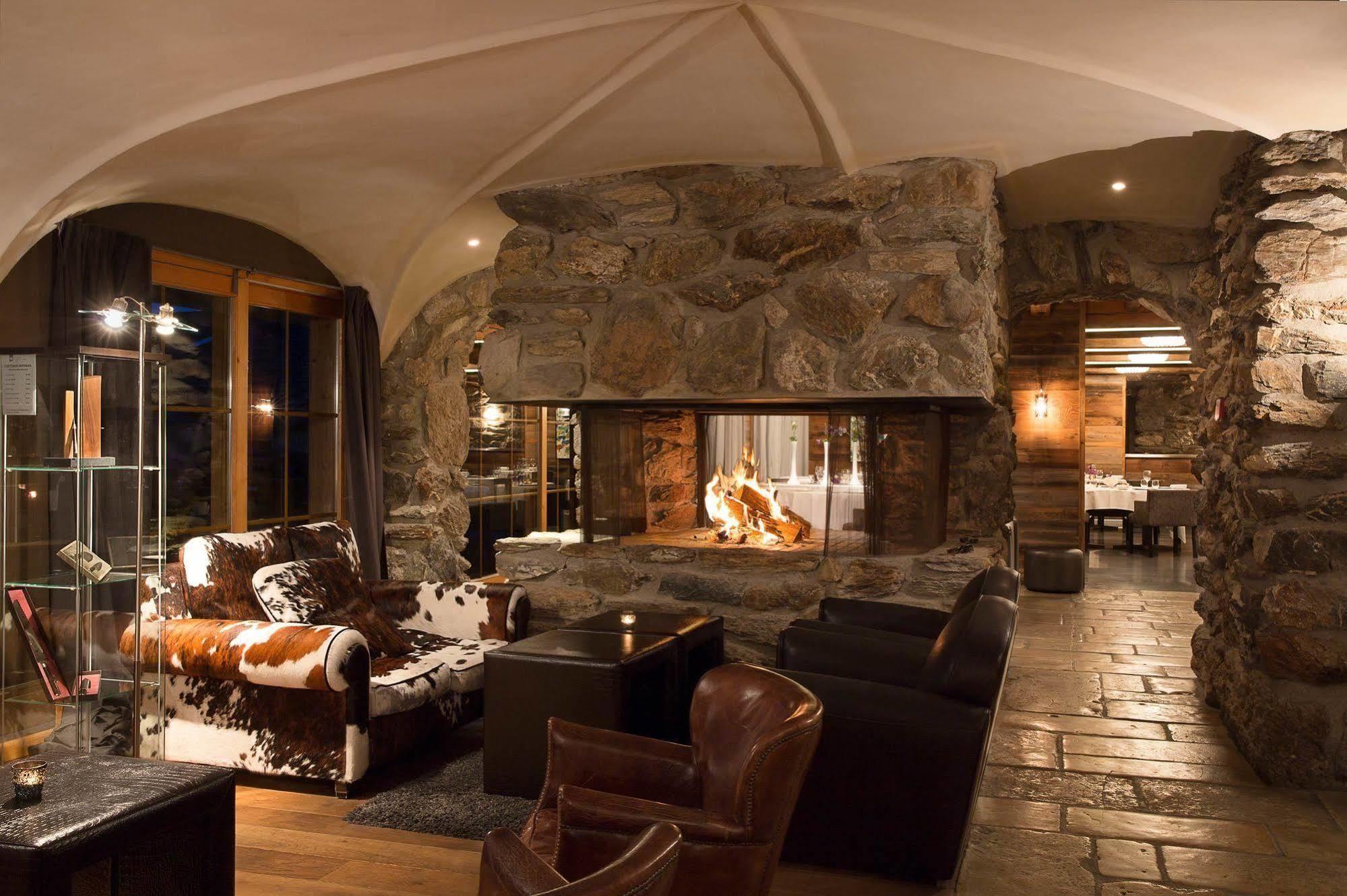 Hostellerie Du Pas De L'Ours "Relais Et Chateaux" Crans-Montana Buitenkant foto